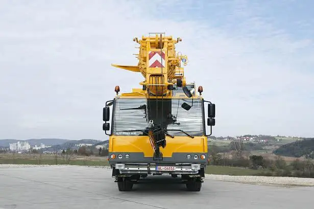 Liebherr LTM 1050-3.1 thumbnail 4
