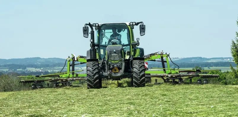Fendt 310 Vario Profi thumbnail 2