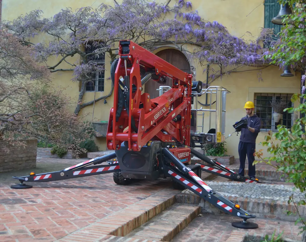 Hinowa Lightlift 15.70 Performance IIIS MK3 thumbnail 4