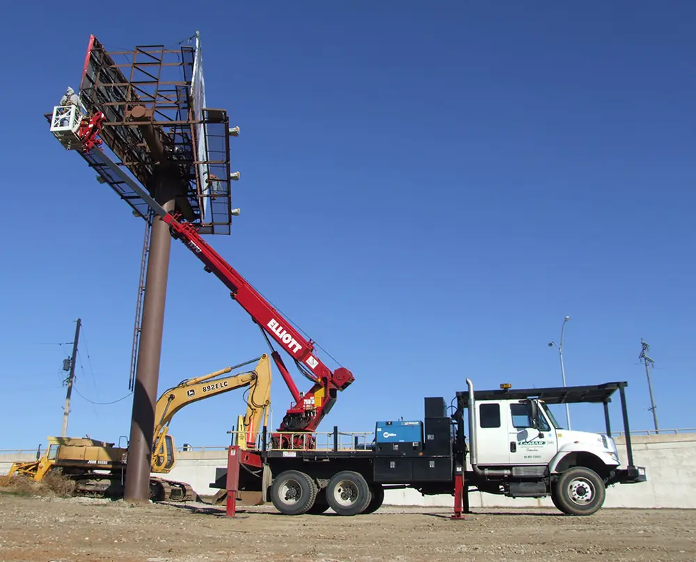Elliott Equipment H90R HiReach