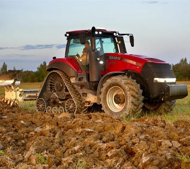 Case IH Magnum 310 CVX RowTrac thumbnail 2