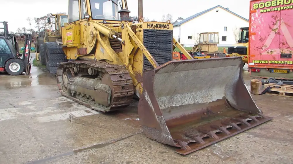 Hanomag D 700 D S LGP