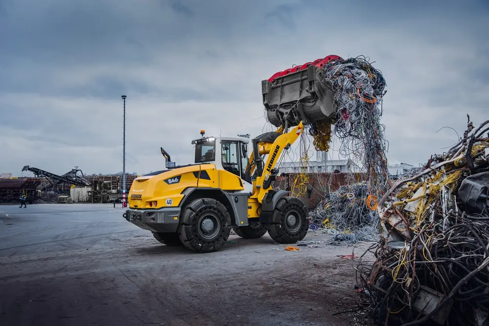 Liebherr L 546 thumbnail 3
