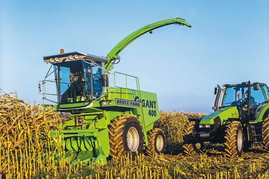 DEUTZ-FAHR Gigant 400
