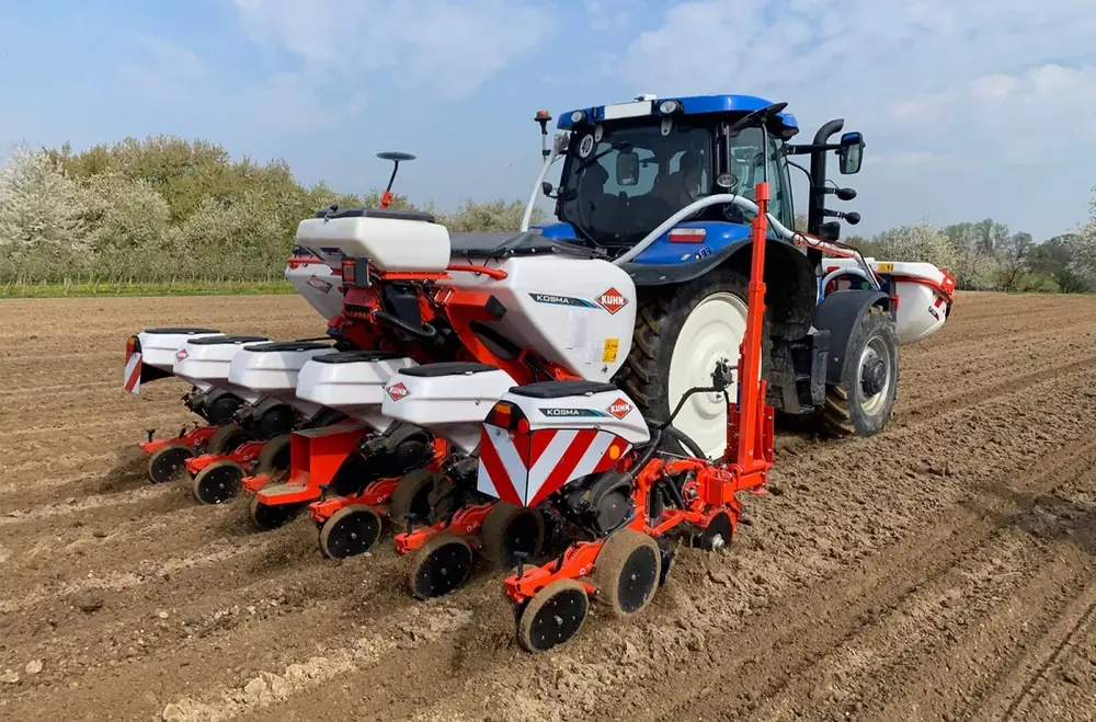 Kuhn Kosma R E thumbnail 3