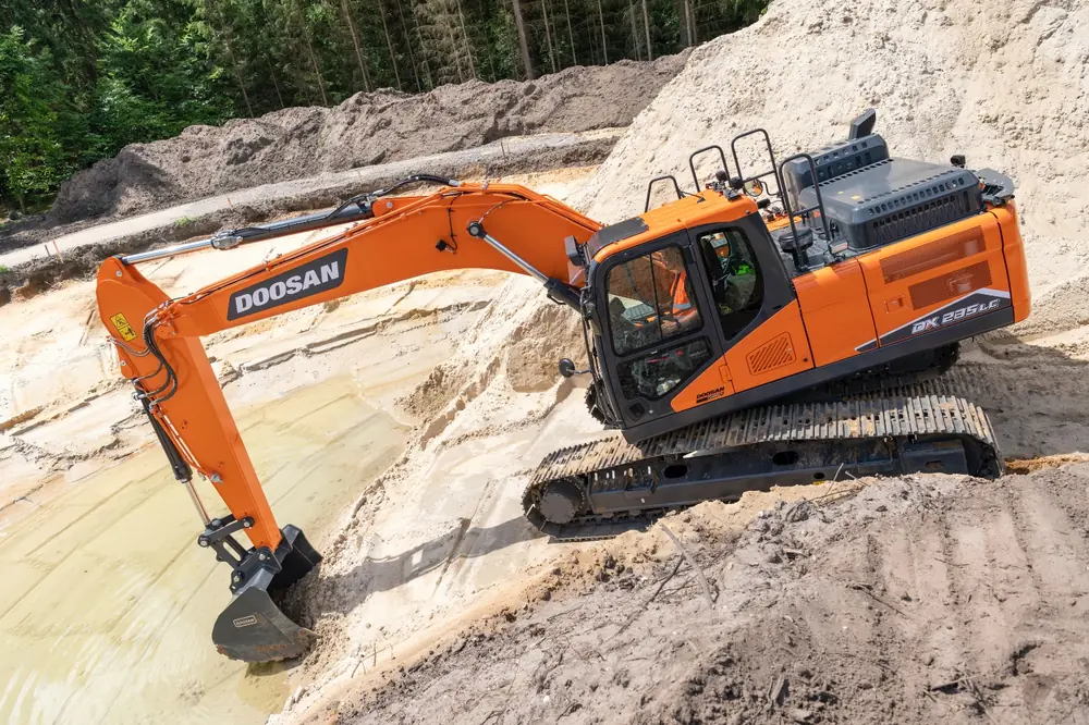 Doosan DX235LC-7 thumbnail 3