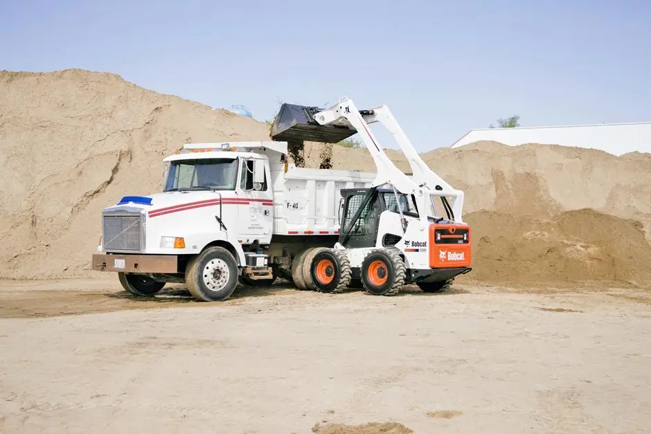 Bobcat S850 thumbnail 4