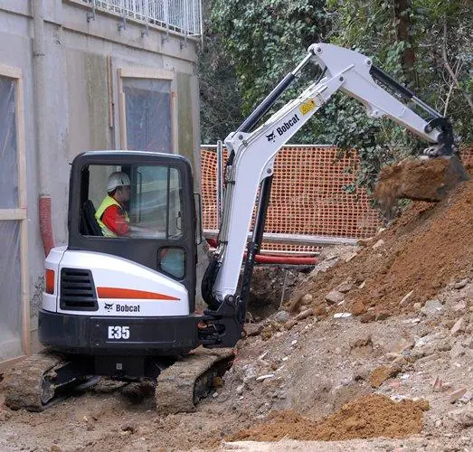 Bobcat E35 thumbnail 2