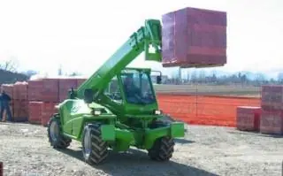 Merlo Panoramic P 38.13 thumbnail 2