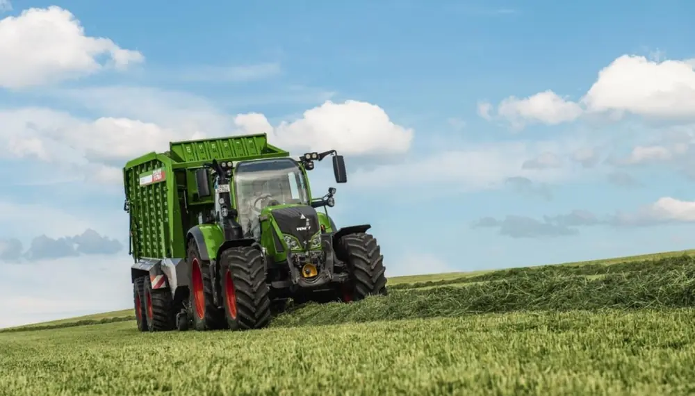 Fendt 718 Vario Profi thumbnail 3