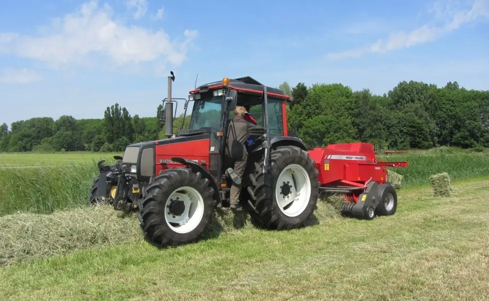Valtra 865 S-4