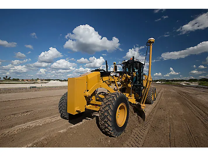 Caterpillar 160 AWD