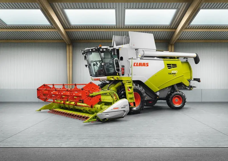 Claas Tucano 450