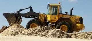 Volvo L120F thumbnail 2