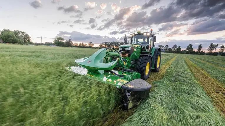 John Deere 6155M thumbnail 3