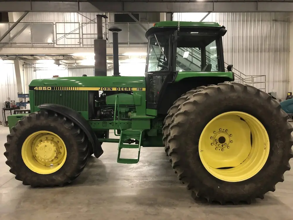 John Deere 4850