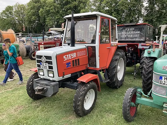 Steyr 8060