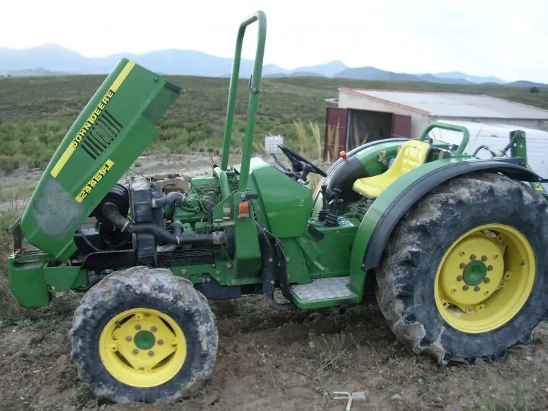 John Deere 2446F